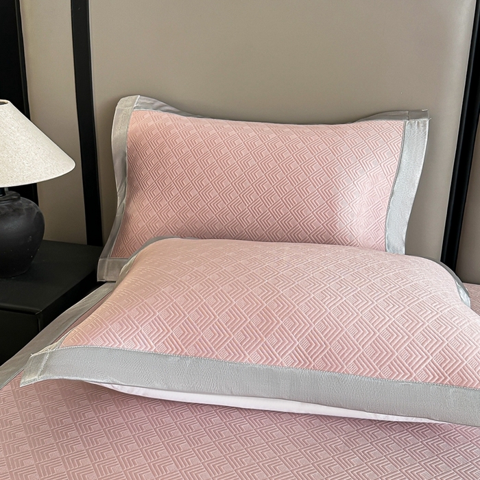 91家纺网 家纺一手货源 找家纺 紫碧螺2025新款冰丝复合加厚软床垫 豆沙色