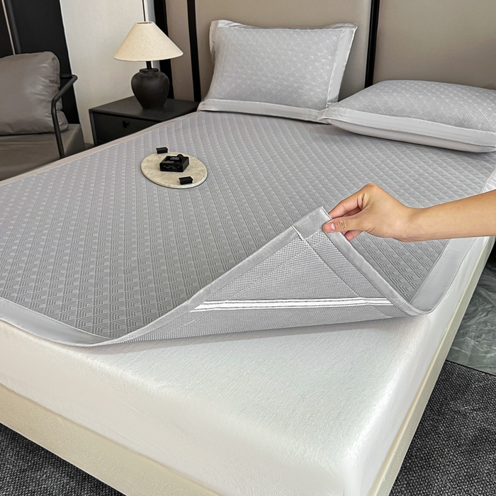 91家纺网 家纺一手货源 找家纺 紫碧螺2025新款冰丝复合加厚软床垫 银灰色