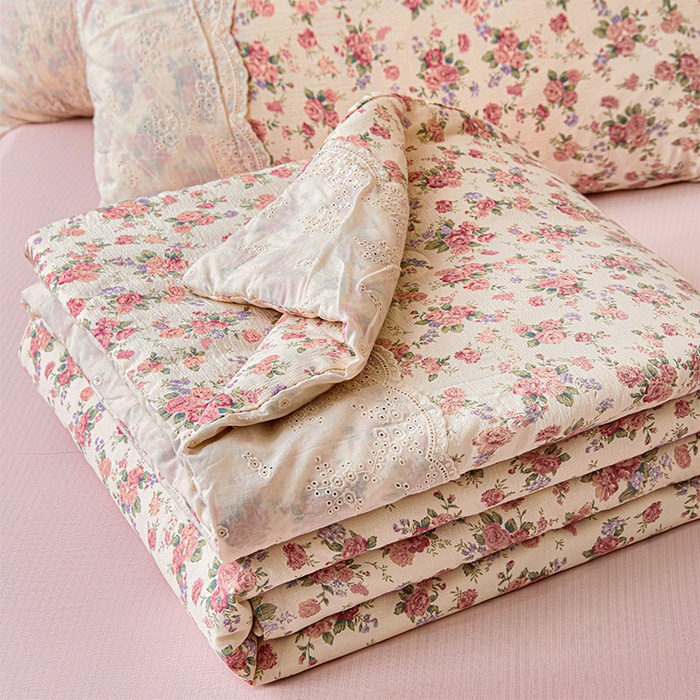 91家纺网 家纺一手货源 找家纺 一霖家纺 2025新款A类云感双层纱夏被夏凉被空调被 挽江