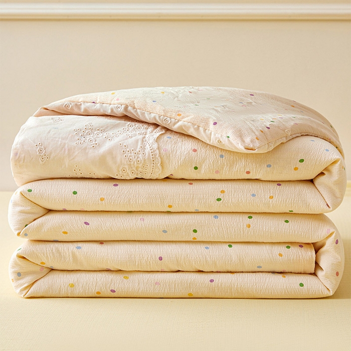 91家纺网 家纺一手货源 找家纺 一霖家纺 2025新款A类云感双层纱夏被夏凉被空调被 小豆丁