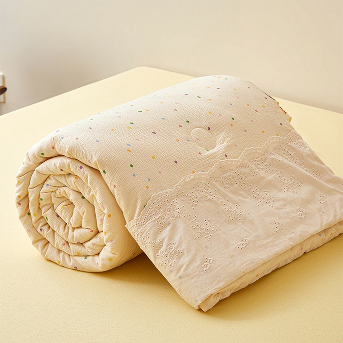 91家纺网 家纺一手货源 找家纺 一霖家纺 2025新款A类云感双层纱夏被夏凉被空调被 小豆丁