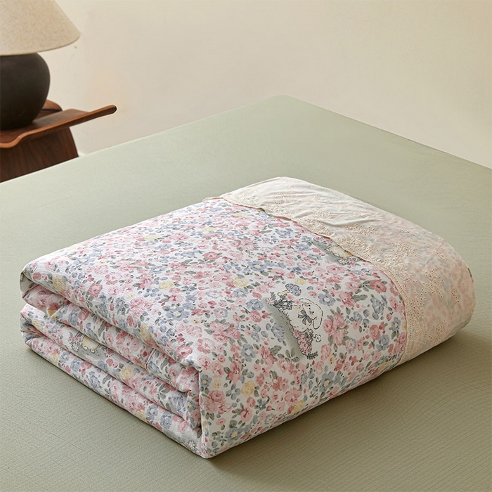 91家纺网 家纺一手货源 找家纺 一霖家纺 2025新款A类云感双层纱夏被夏凉被空调被 兔兔花海