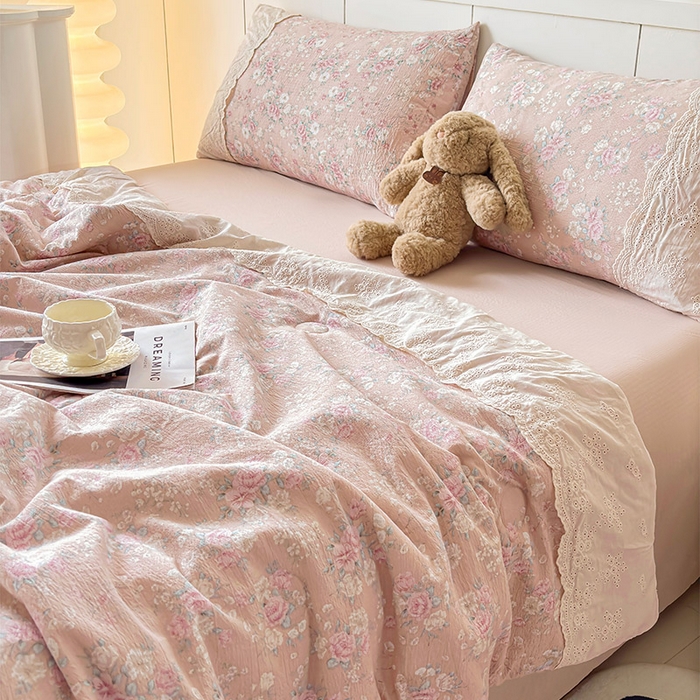 91家纺网 家纺一手货源 找家纺 一霖家纺 2025新款A类云感双层纱夏被夏凉被空调被 遇见春