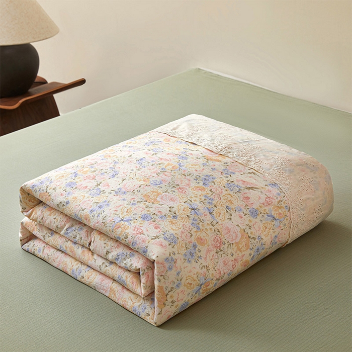 91家纺网 家纺一手货源 找家纺 一霖家纺 2025新款A类云感双层纱夏被夏凉被空调被 夏末玫瑰