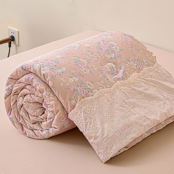 91家纺网 家纺一手货源 找家纺 一霖家纺 2025新款A类云感双层纱夏被夏凉被空调被 遇见春