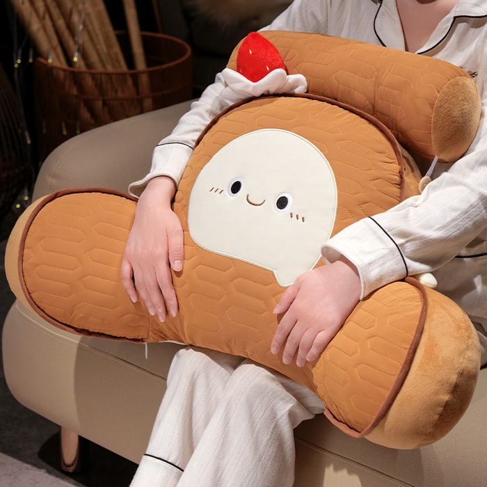 91家纺网 家纺一手货源 找家纺 仟亿莱 2025新款瑞士卷蛋糕乳胶拥抱式腰靠 抹茶味乳胶拥抱