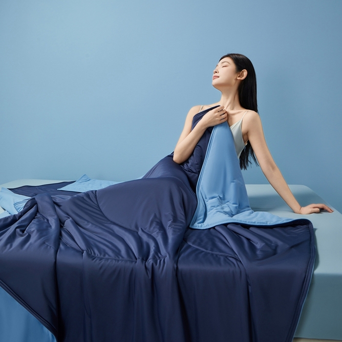 91家纺网 家纺一手货源 找家纺 （总）样样红被业 2025新款某朵同款深睡双感夏凉被空调被