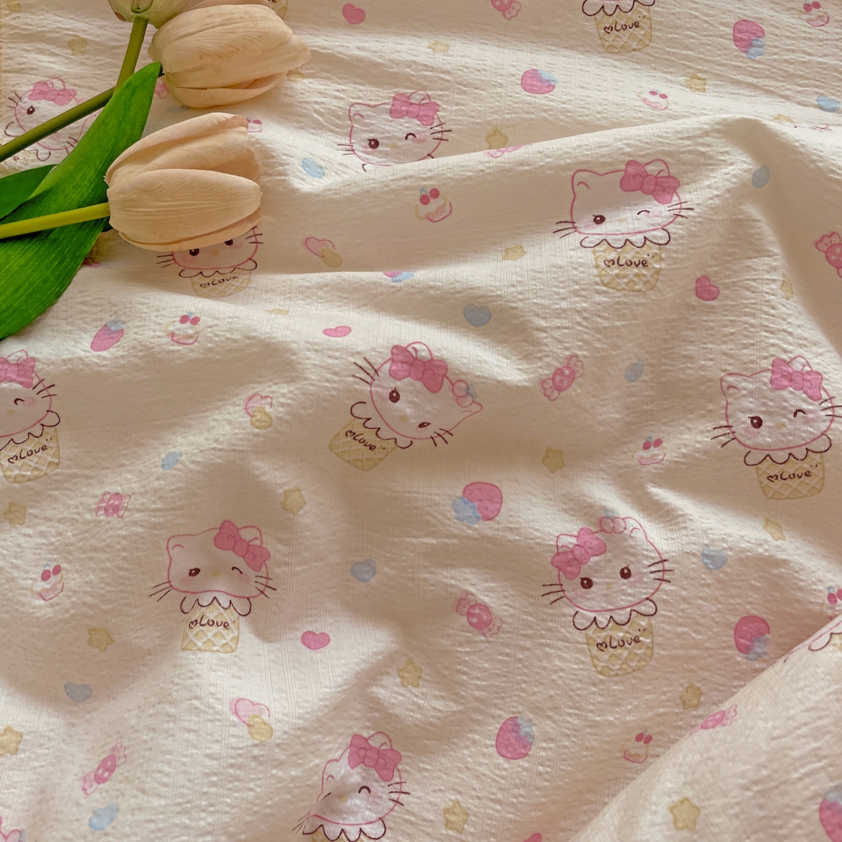 91家纺网 家纺一手货源 找家纺 繁花家居 2025新款超爆款床盖款夏被夏凉被空调被四件套 床盖款-冰淇淋kt白