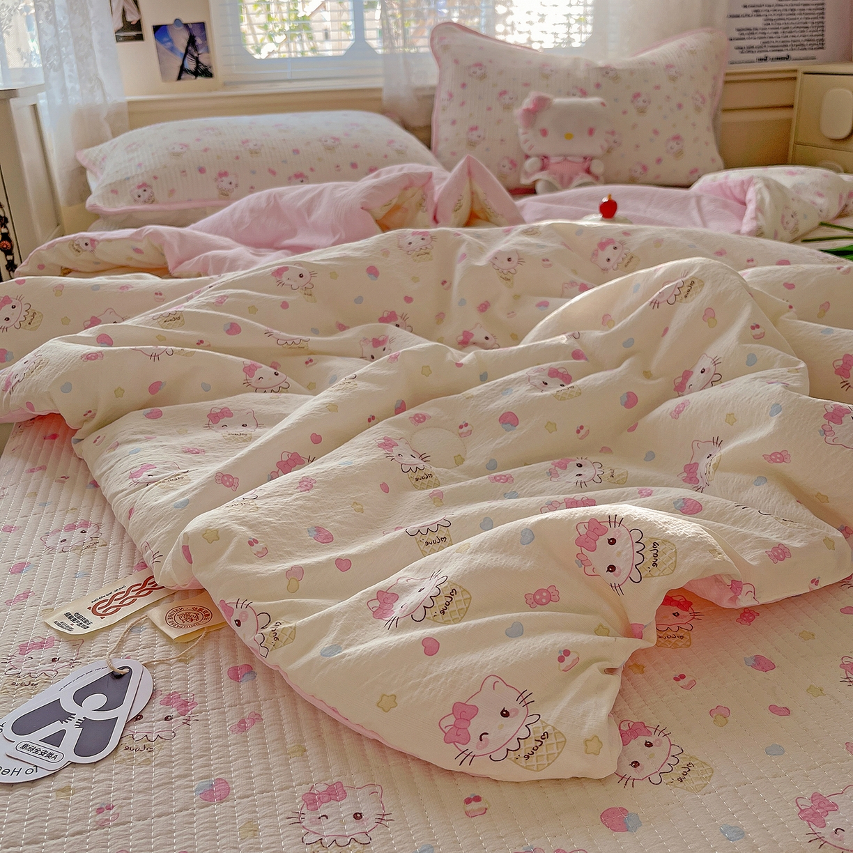 91家纺网 家纺一手货源 找家纺 繁花家居 2025新款超爆款床盖款夏被夏凉被空调被四件套 床盖款-冰淇淋kt白