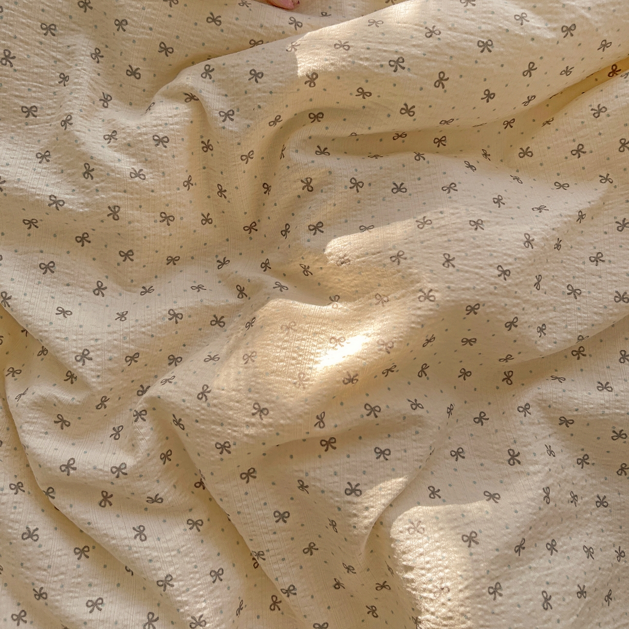 91家纺网 家纺一手货源 找家纺 繁花家居 2025新款超爆款床盖款夏被夏凉被空调被四件套 床盖款-蝴蝶可可