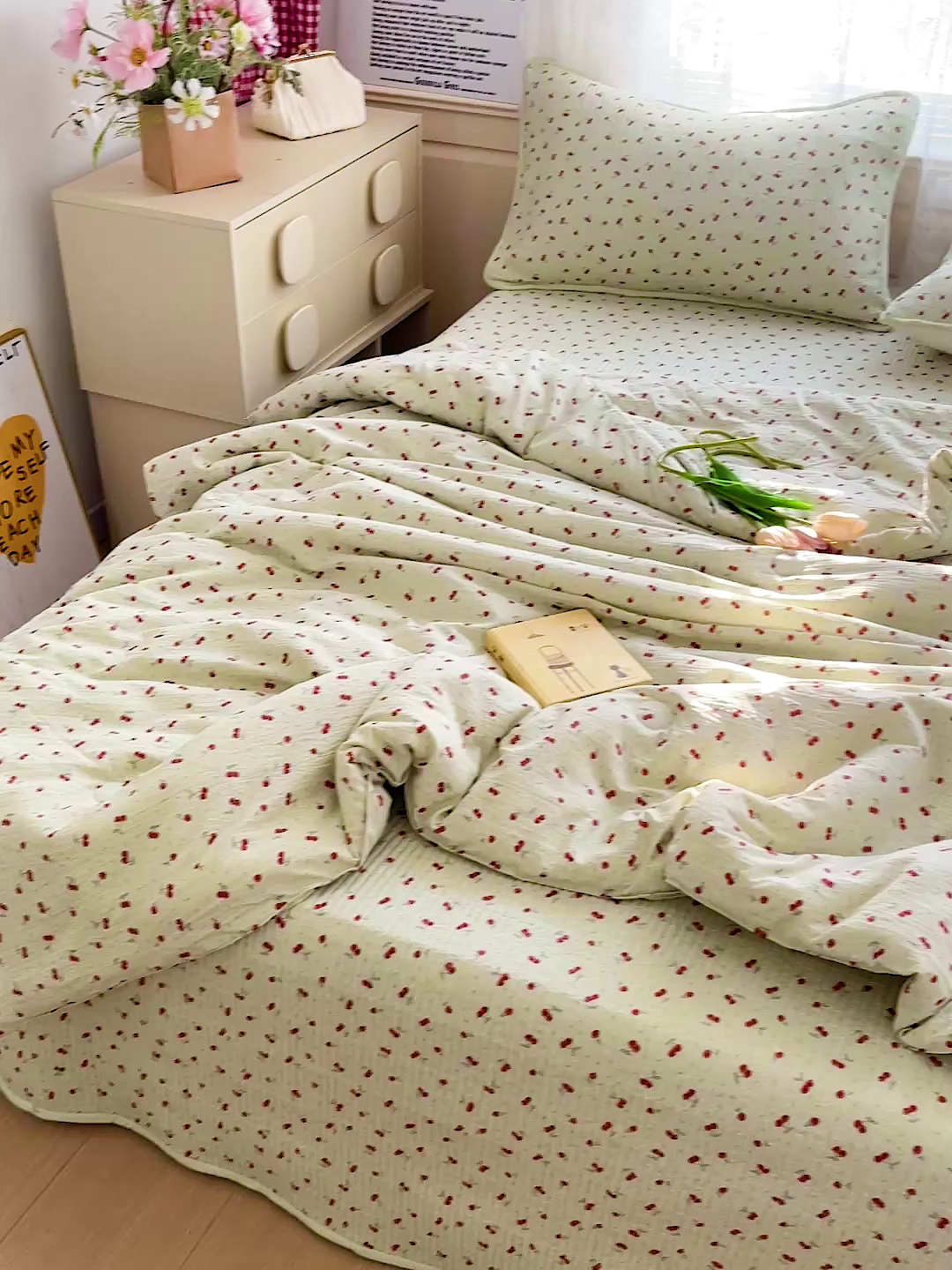 91家纺网 家纺一手货源 找家纺 繁花家居 2025新款超爆款床盖款夏被夏凉被空调被四件套 床盖款-两颗樱桃