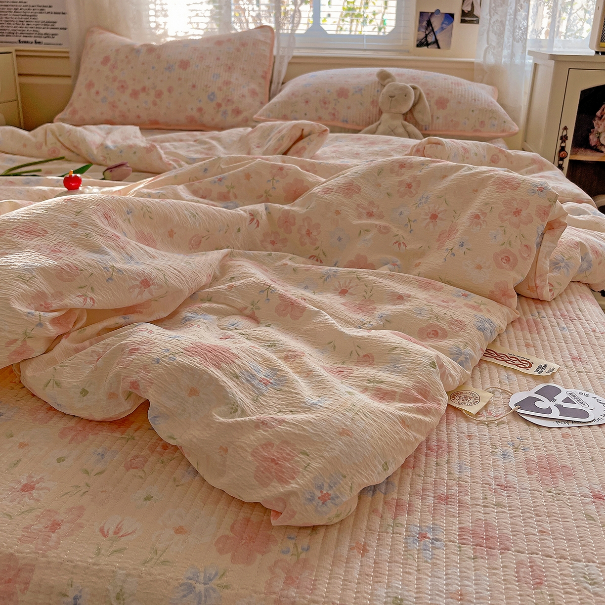 91家纺网 家纺一手货源 找家纺 繁花家居 2025新款超爆款床盖款夏被夏凉被空调被四件套 床盖款-山茶花