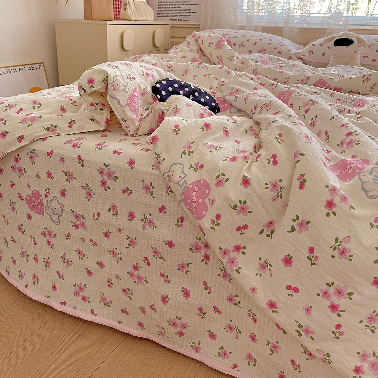 91家纺网 家纺一手货源 找家纺 繁花家居 2025新款超爆款床盖款夏被夏凉被空调被四件套 床盖款-樱桃小狗