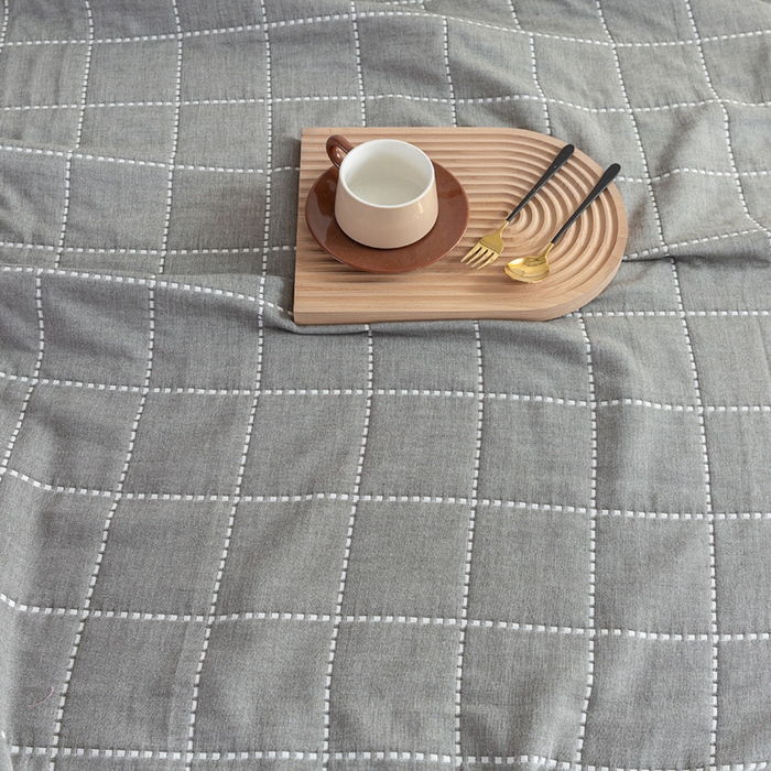 91家纺网 家纺一手货源 找家纺 乐家2023新款A类六层纱全棉纱布毯毛巾被 虚线格灰