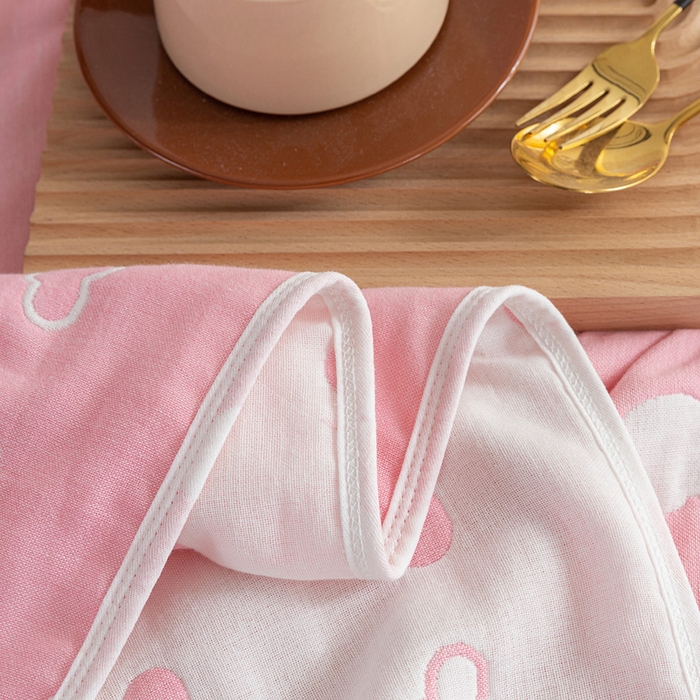 91家纺网 家纺一手货源 找家纺 乐家2023新款A类六层纱全棉纱布毯毛巾被 云朵粉