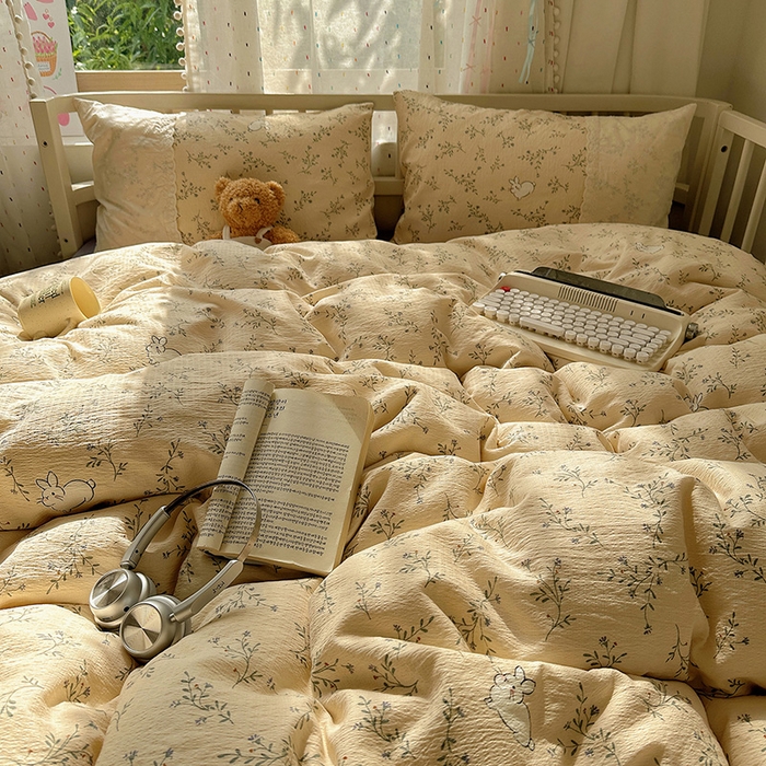 91家纺网 家纺一手货源 找家纺 沐芷 2025 蕾丝花边A类木棉双层纱四件套公主风床单被套宿舍三件套少女心 宽花边-花园小兔