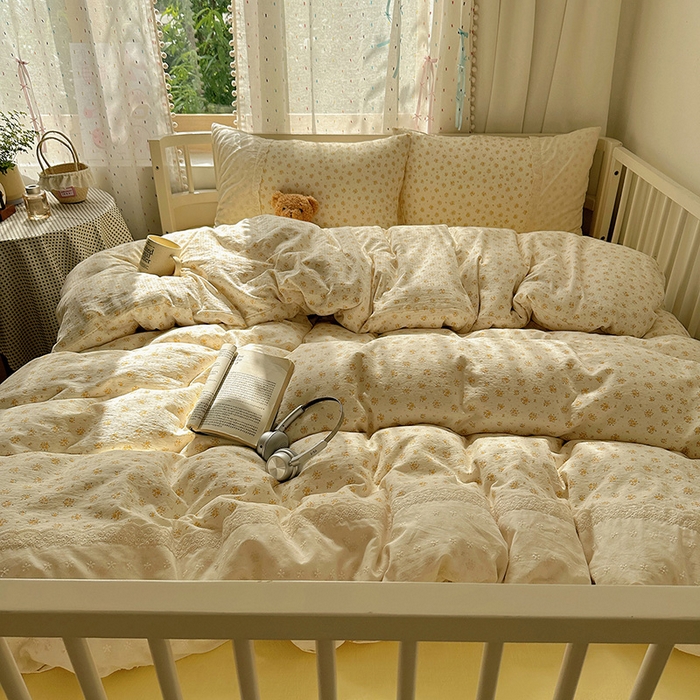 91家纺网 家纺一手货源 找家纺 沐芷 2025 蕾丝花边A类木棉双层纱四件套公主风床单被套宿舍三件套少女心 宽花边-蜜糖黄花