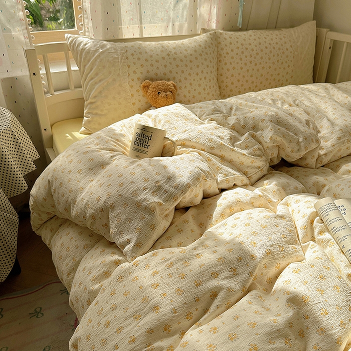 91家纺网 家纺一手货源 找家纺 沐芷 2025 蕾丝花边A类木棉双层纱四件套公主风床单被套宿舍三件套少女心 宽花边-蜜糖黄花