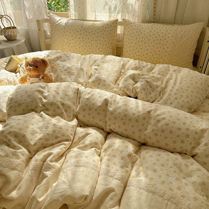 91家纺网 家纺一手货源 找家纺 沐芷 2025 蕾丝花边A类木棉双层纱四件套公主风床单被套宿舍三件套少女心 宽花边-蜜糖黄花