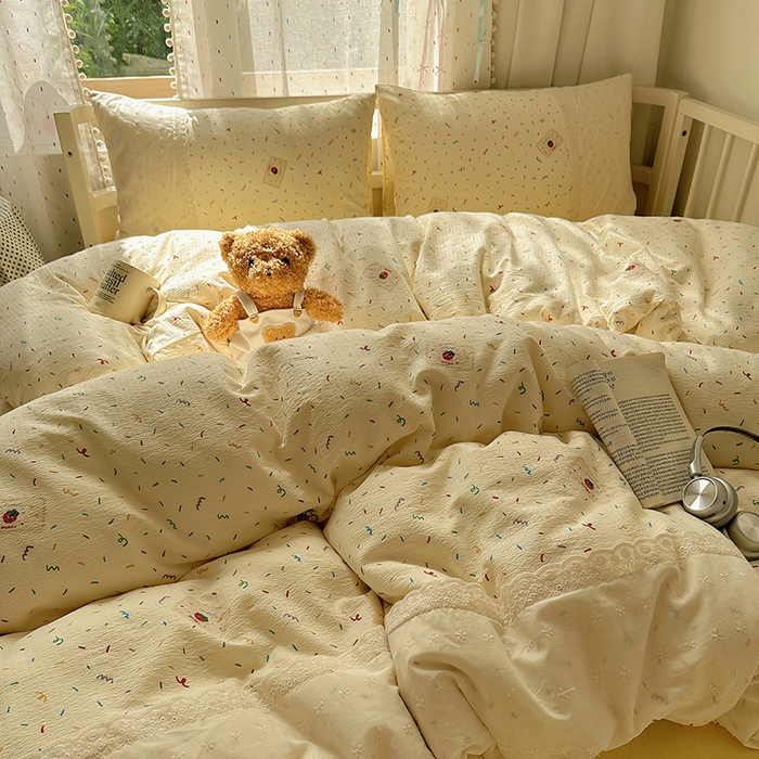 91家纺网 家纺一手货源 找家纺 沐芷 2025 蕾丝花边A类木棉双层纱四件套公主风床单被套宿舍三件套少女心 宽花边-甜心草莓