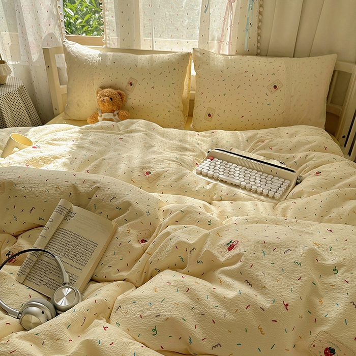 91家纺网 家纺一手货源 找家纺 沐芷 2025 蕾丝花边A类木棉双层纱四件套公主风床单被套宿舍三件套少女心 宽花边-甜心草莓