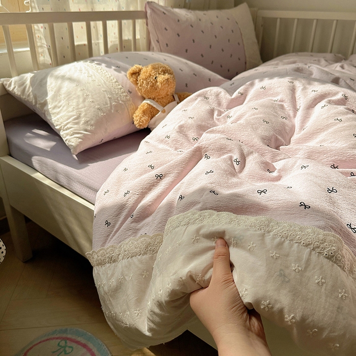 91家纺网 家纺一手货源 找家纺 沐芷 2025 蕾丝花边A类木棉双层纱四件套公主风床单被套宿舍三件套少女心 宽花边-晚安小紫