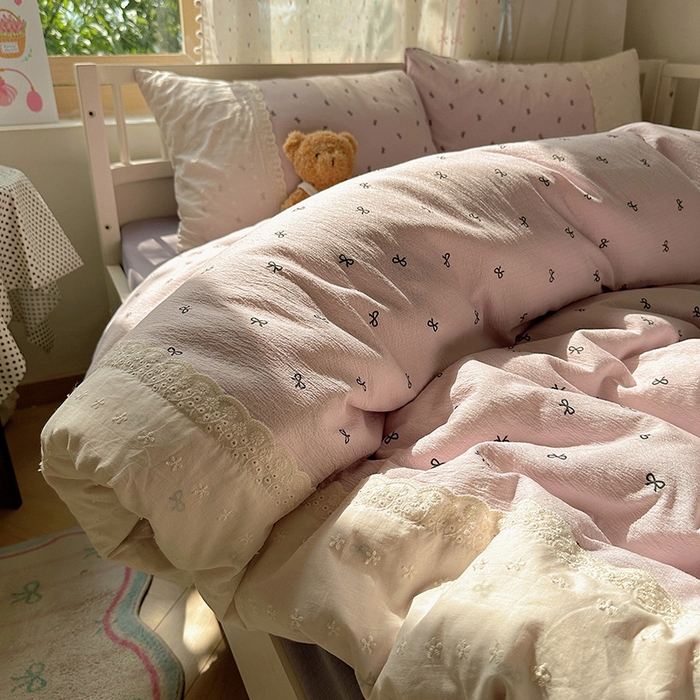 91家纺网 家纺一手货源 找家纺 沐芷 2025 蕾丝花边A类木棉双层纱四件套公主风床单被套宿舍三件套少女心 宽花边-晚安小紫