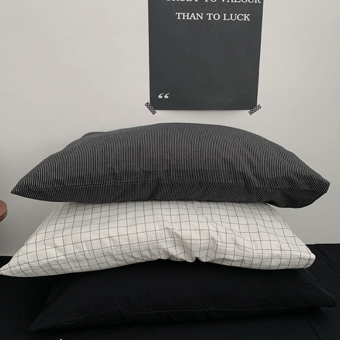 91家纺网 家纺一手货源 找家纺 柚可家居 2024新款纯棉40支色织纯色印花单枕套10 细竖条纹黑色