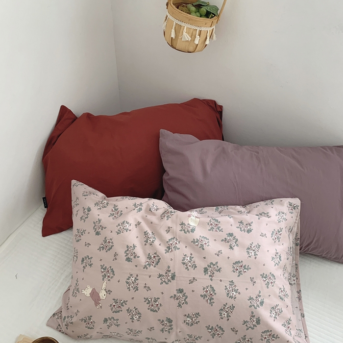 91家纺网 家纺一手货源 找家纺 柚可家居 2024新款纯棉40支色织纯色印花单枕套8 玫瑰粉紫