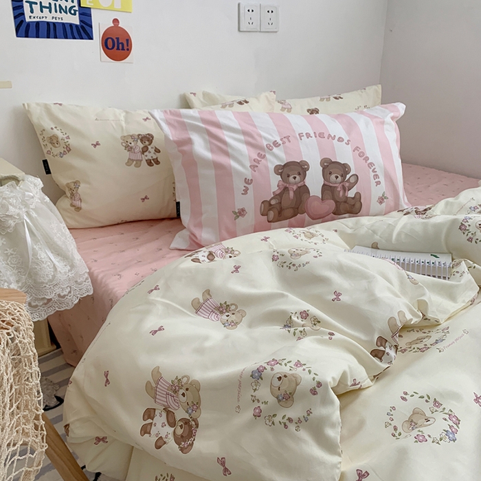 91家纺网 家纺一手货源 找家纺 柚可家居 2024新款40支纯棉活性印花四件套-小熊系列-实拍图第二组 奶油小熊蝴蝶结粉