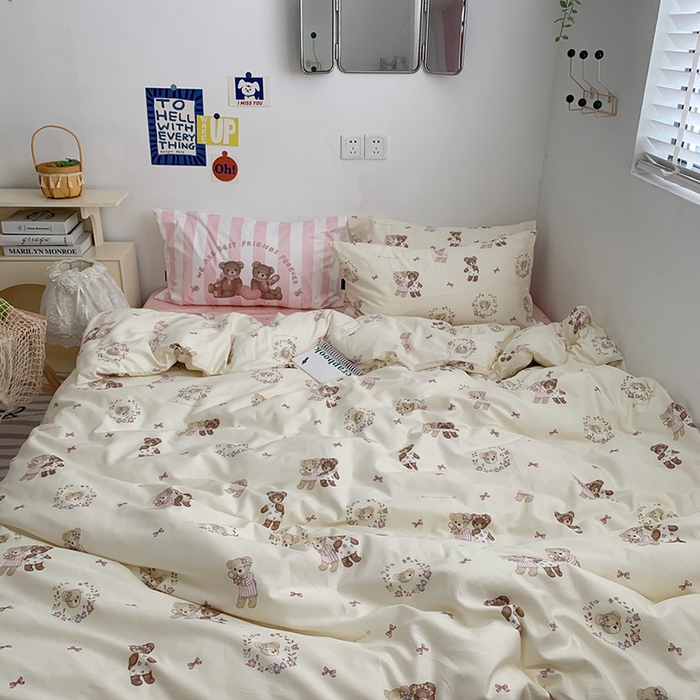 91家纺网 家纺一手货源 找家纺 柚可家居 2024新款40支纯棉活性印花四件套-小熊系列-实拍图第二组 奶油小熊蝴蝶结粉