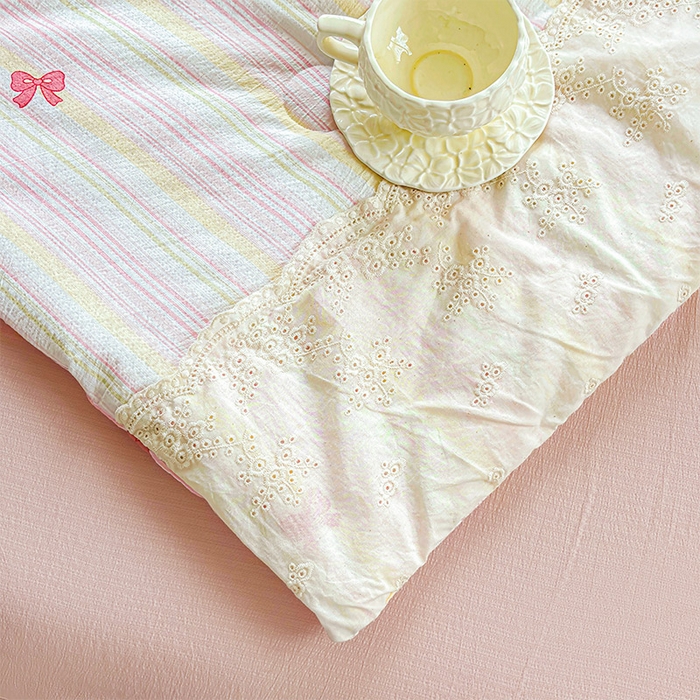 91家纺网 家纺一手货源 找家纺 Mata蔓塔家 2025新款春夏季蕾丝包边夏被三件套四件套 彩虹