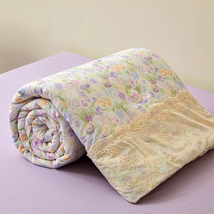 91家纺网 家纺一手货源 找家纺 Mata蔓塔家 2025新款春夏季蕾丝包边夏被三件套四件套 彩绘