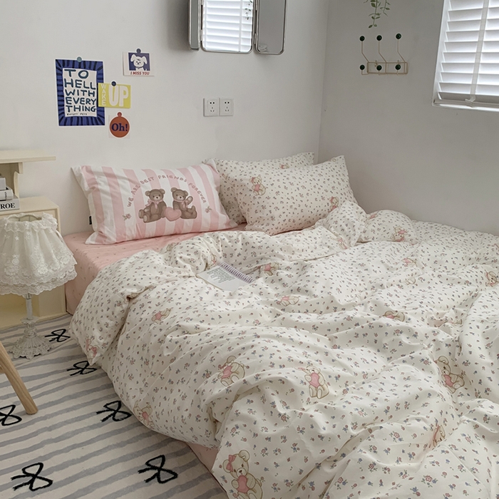 柚可家居 2024新款40支纯棉活性印花四件套-小熊系列-实拍图第二组 碎花小熊-蝴蝶结粉