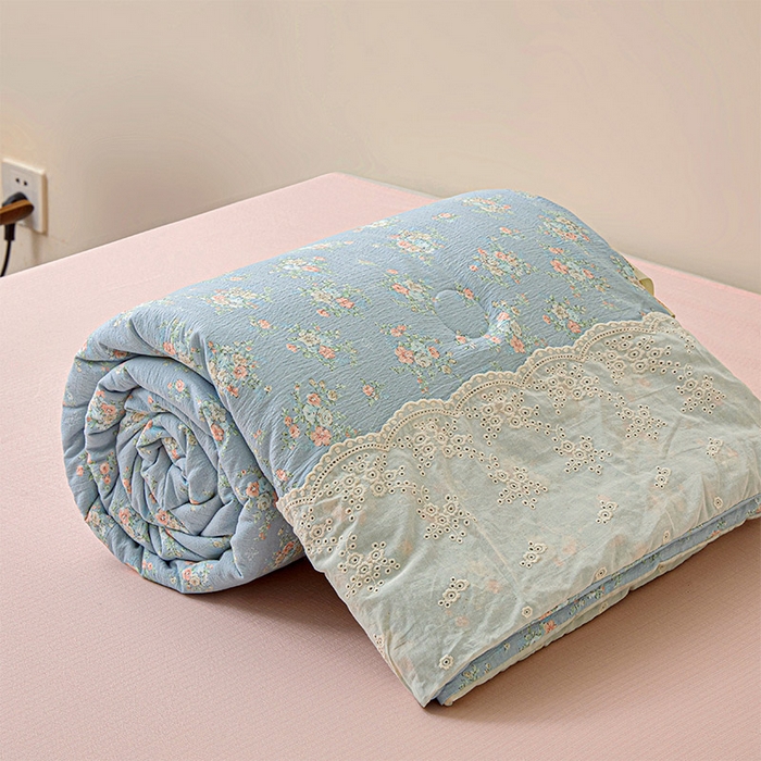 91家纺网 家纺一手货源 找家纺 Mata蔓塔家 2025新款春夏季蕾丝包边夏被三件套四件套 牧夏