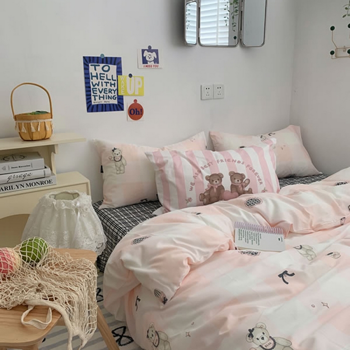 91家纺网 家纺一手货源 找家纺 柚可家居 2024新款40支纯棉活性印花四件套-小熊系列-实拍图第二组 糖果小熊 黑格