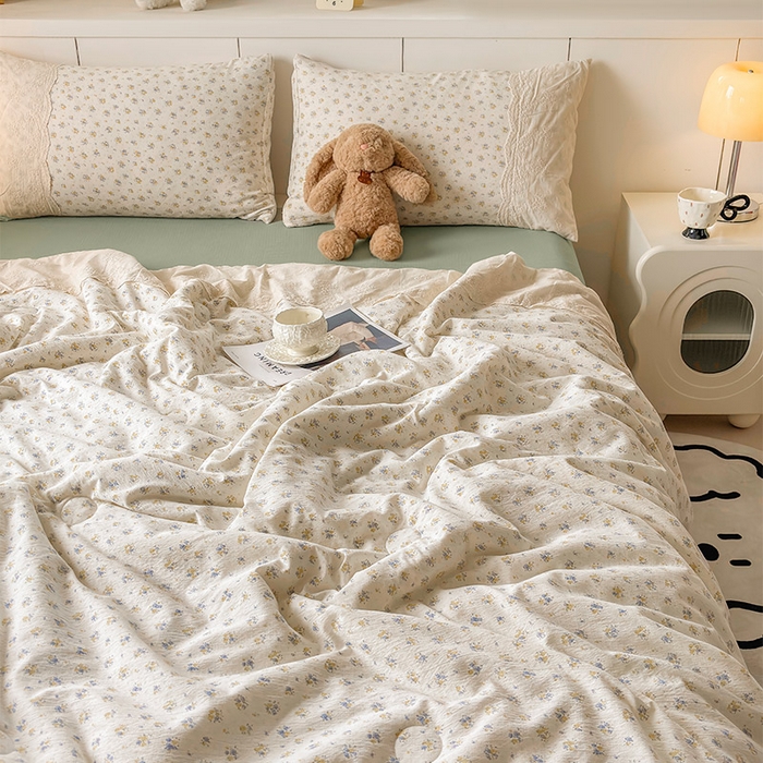 91家纺网 家纺一手货源 找家纺 Mata蔓塔家 2025新款春夏季蕾丝包边夏被三件套四件套 芊眠