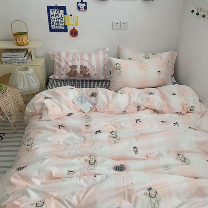 91家纺网 家纺一手货源 找家纺 柚可家居 2024新款40支纯棉活性印花四件套-小熊系列-实拍图第二组 糖果小熊 黑格