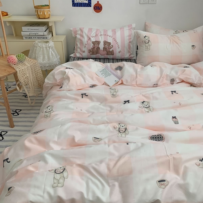 91家纺网 家纺一手货源 找家纺 柚可家居 2024新款40支纯棉活性印花四件套-小熊系列-实拍图第二组 糖果小熊 黑格