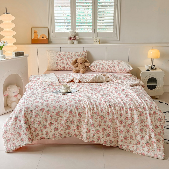 91家纺网 家纺一手货源 找家纺 Mata蔓塔家 2025新款春夏季蕾丝包边夏被三件套四件套 挽江