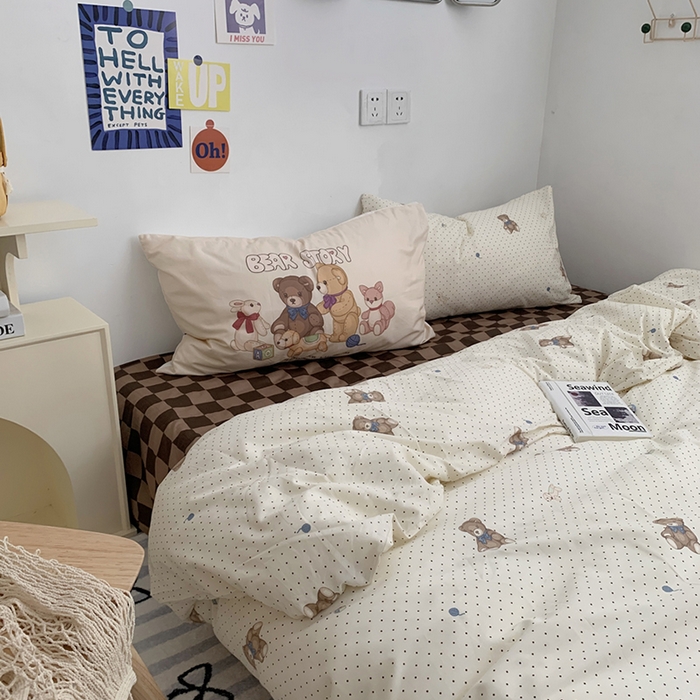 91家纺网 家纺一手货源 找家纺 柚可家居 2024新款40支纯棉活性印花四件套-小熊系列-实拍图第二组 玩具熊乐园 咖格