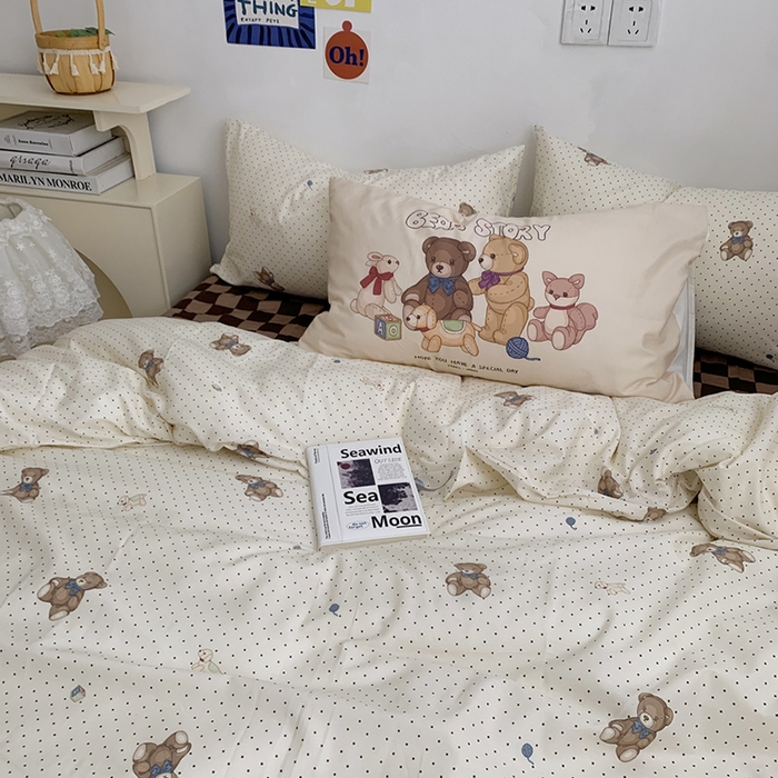 91家纺网 家纺一手货源 找家纺 柚可家居 2024新款40支纯棉活性印花四件套-小熊系列-实拍图第二组 玩具熊乐园 咖格