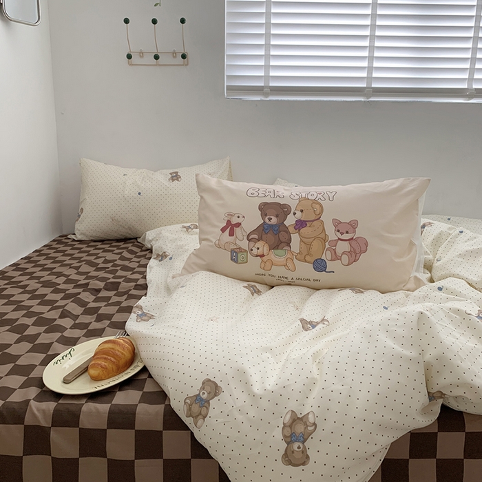 91家纺网 家纺一手货源 找家纺 柚可家居 2024新款40支纯棉活性印花四件套-小熊系列-实拍图第二组 玩具熊乐园 咖格
