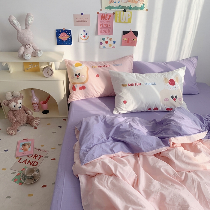 91家纺网 家纺一手货源 找家纺 柚可家居 2024新款定版枕套水洗棉四件套 草莓芝士 粉紫+紫