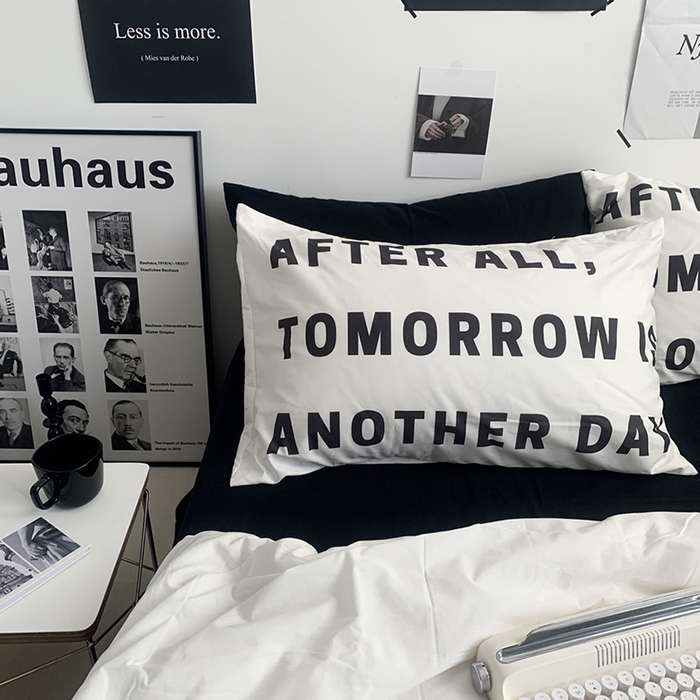 91家纺网 家纺一手货源 找家纺 柚可家居 2024新款定版枕套水洗棉四件套 黑白柏林