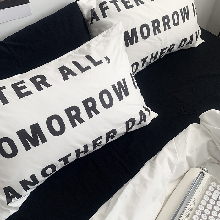 91家纺网 家纺一手货源 找家纺 柚可家居 2024新款定版枕套水洗棉四件套 黑白柏林