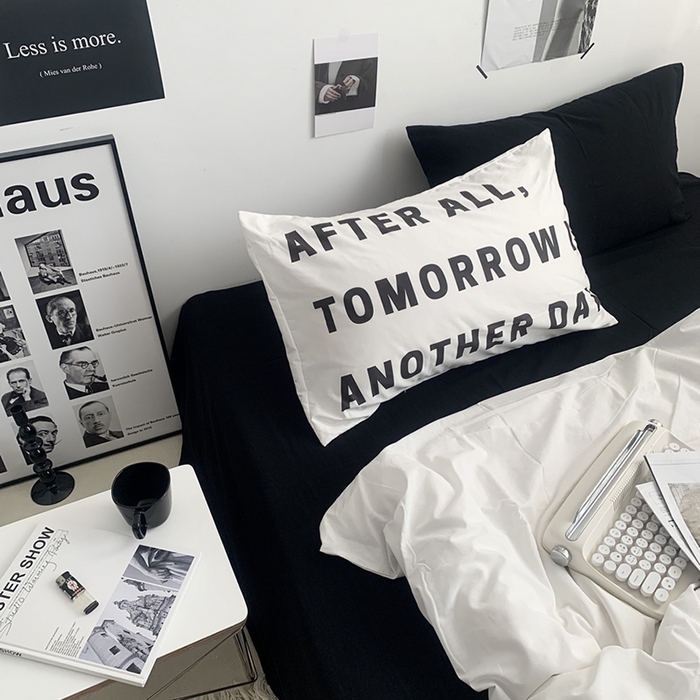 91家纺网 家纺一手货源 找家纺 柚可家居 2024新款定版枕套水洗棉四件套 黑白柏林