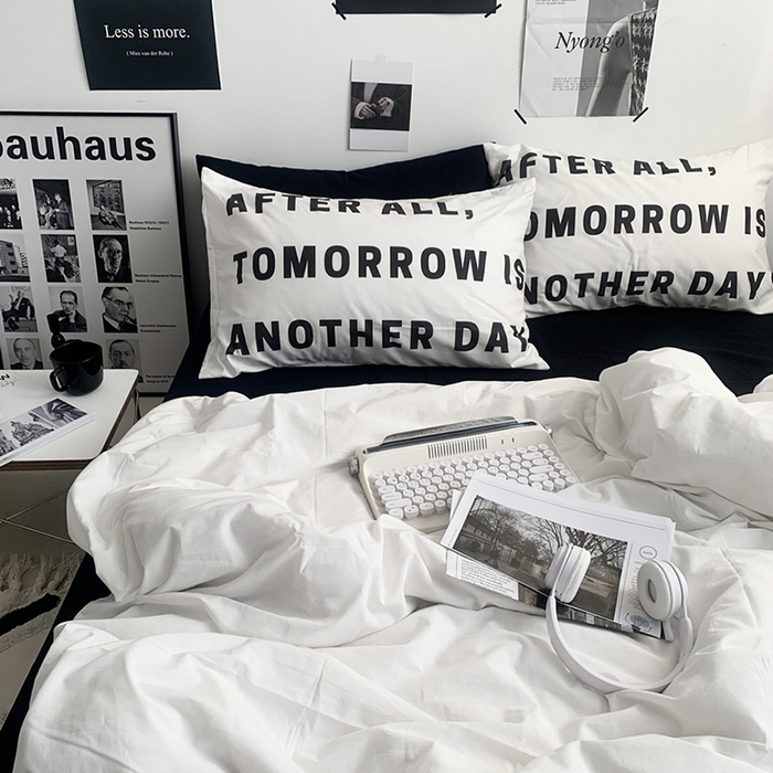 91家纺网 家纺一手货源 找家纺 柚可家居 2024新款定版枕套水洗棉四件套 黑白柏林