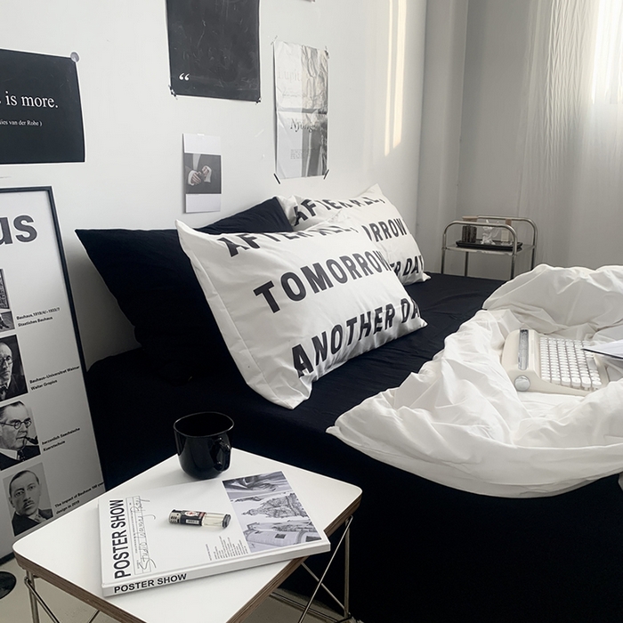 91家纺网 家纺一手货源 找家纺 柚可家居 2024新款定版枕套水洗棉四件套 黑白柏林