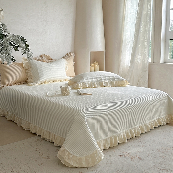 91家纺网 家纺一手货源 找家纺 琳可家居 2025新款轻法系列双层花边100%莱赛尔纤维床盖三件套可搭配同款被套（提供买家秀） 香草白